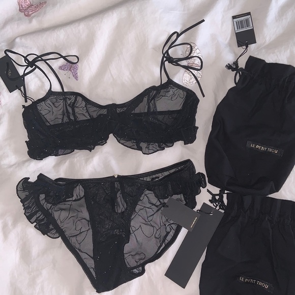 BNWT Le petit trou lingerie set - Picture 2 of 6